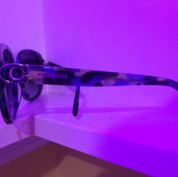 Sunglasses - Picture 2 of 3